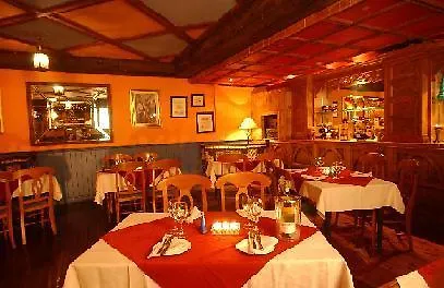 Otel Hotel Tralee Central 3*